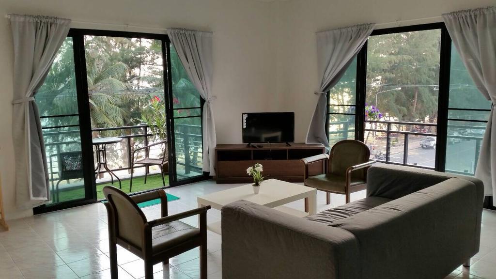 Rayong Sea View Apartment Ban Chak Phai Екстериор снимка