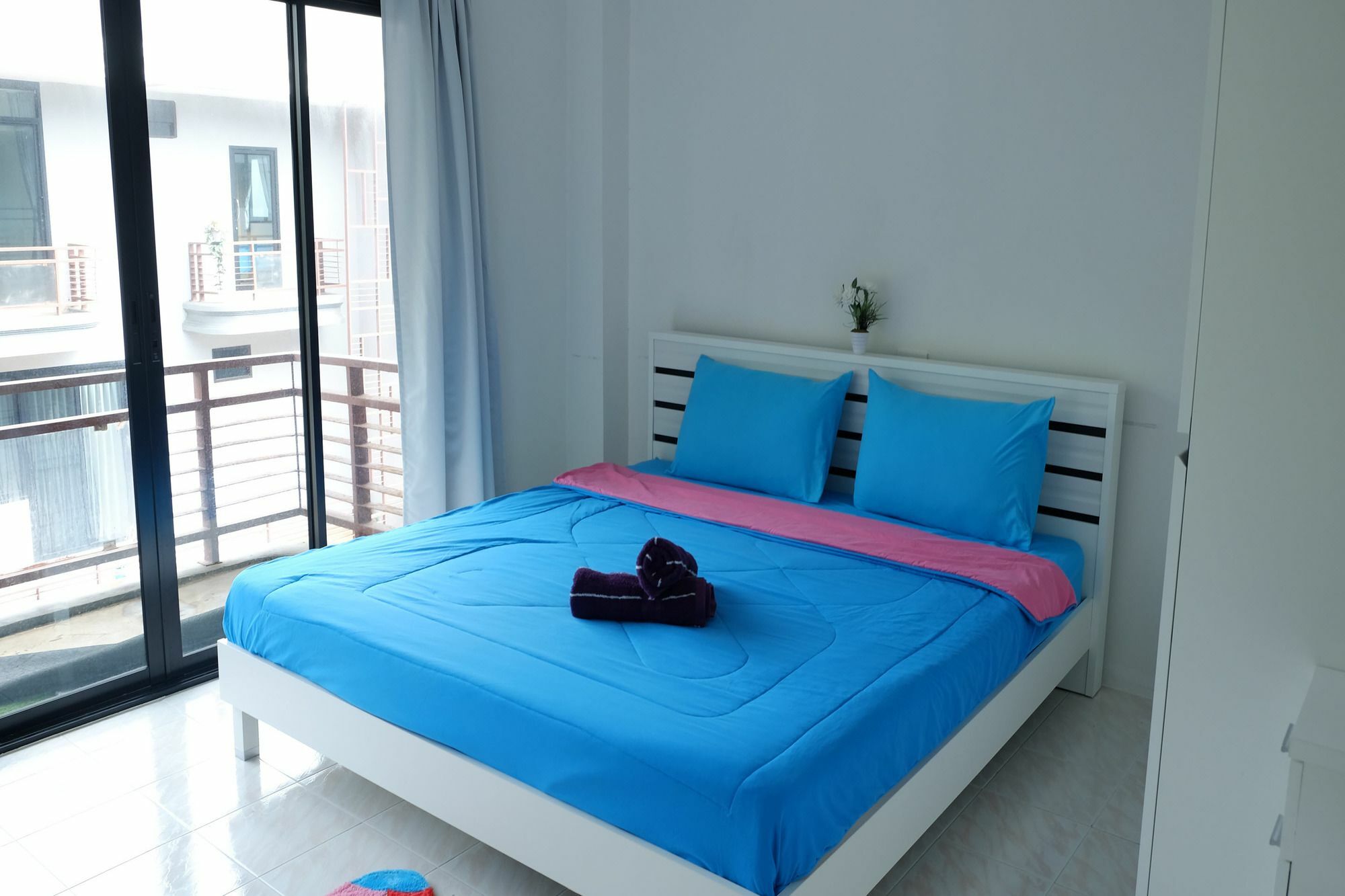 Rayong Sea View Apartment Ban Chak Phai Екстериор снимка